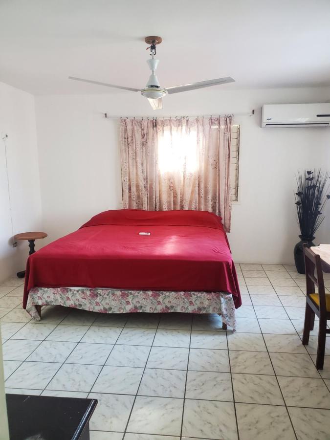 Evelin'S On The Beach Montego Bay Exterior foto